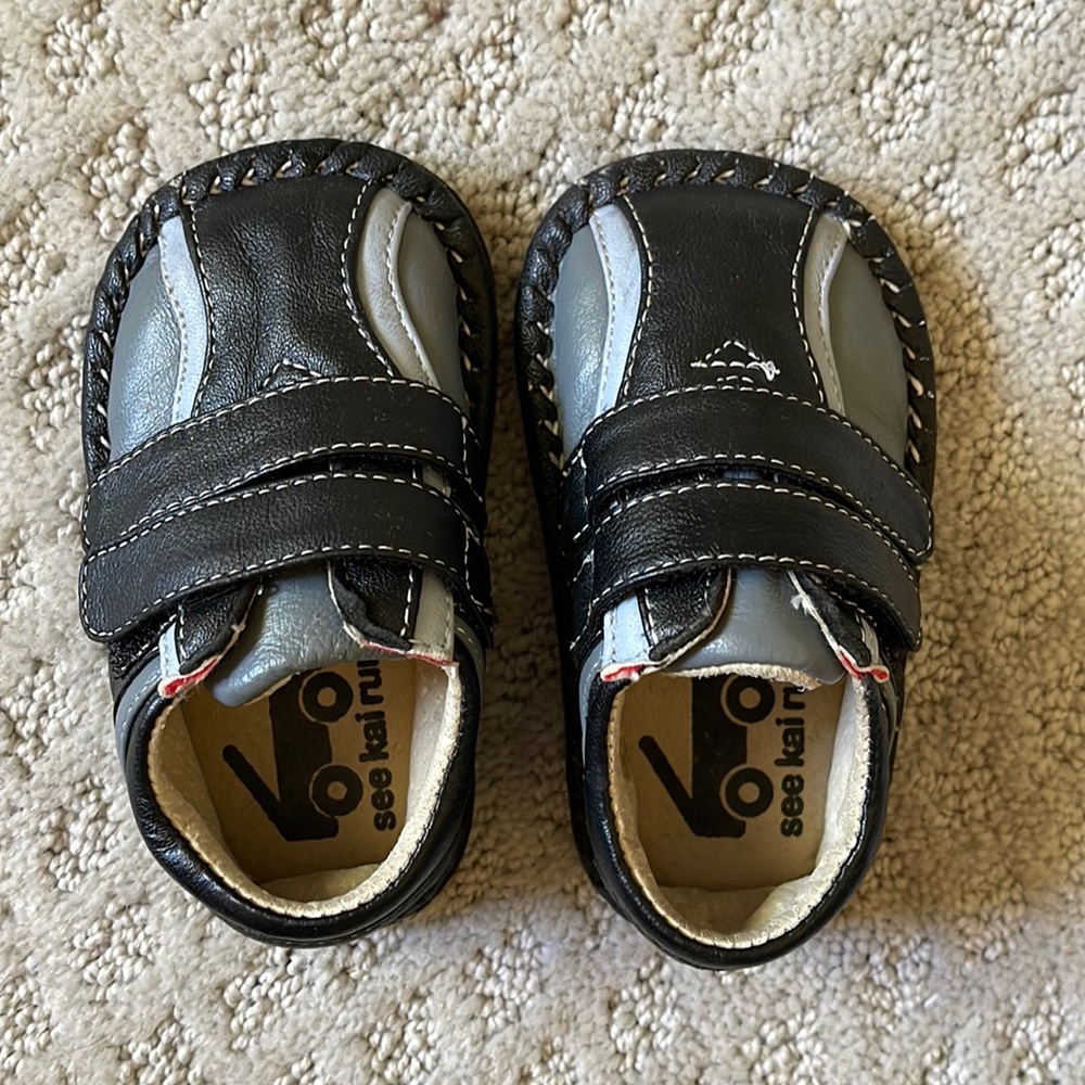 See Kai run shoes, size 4c